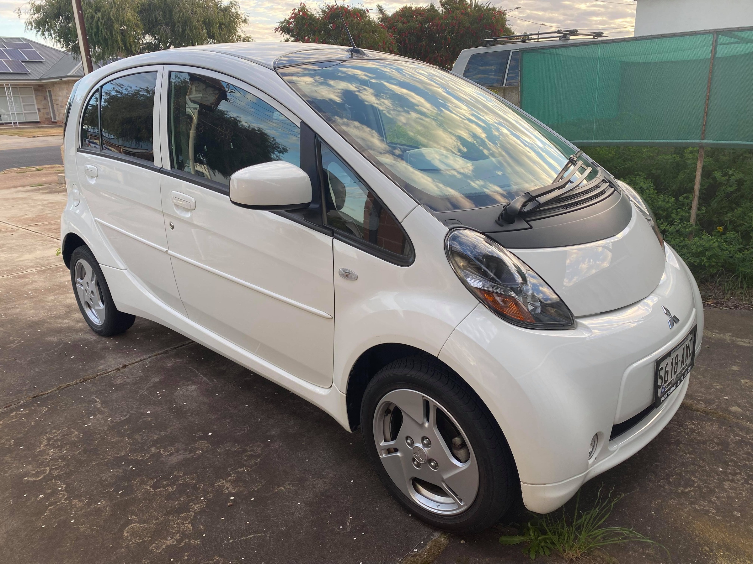 i-MiEV with OEM wheels