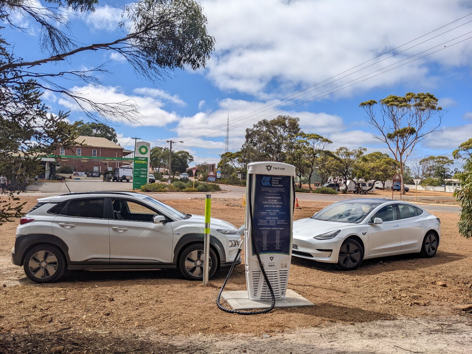 Esperance and Perth linked by AEVA-backed chargers